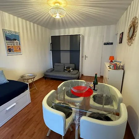 Studio Near The Sea 